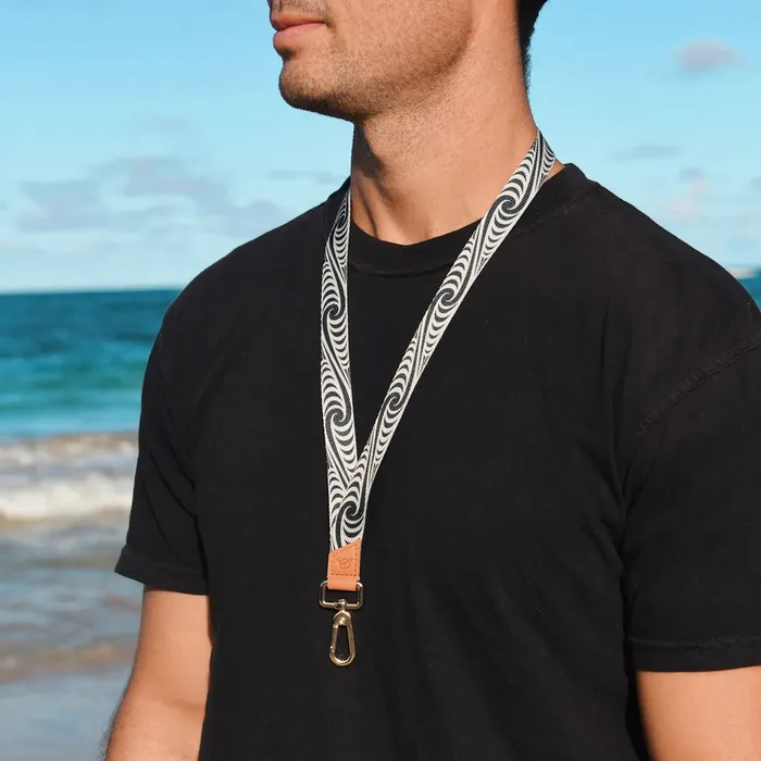 Rings SHAKATRIBE Shaka Tribe Strength Black Long Lanyard