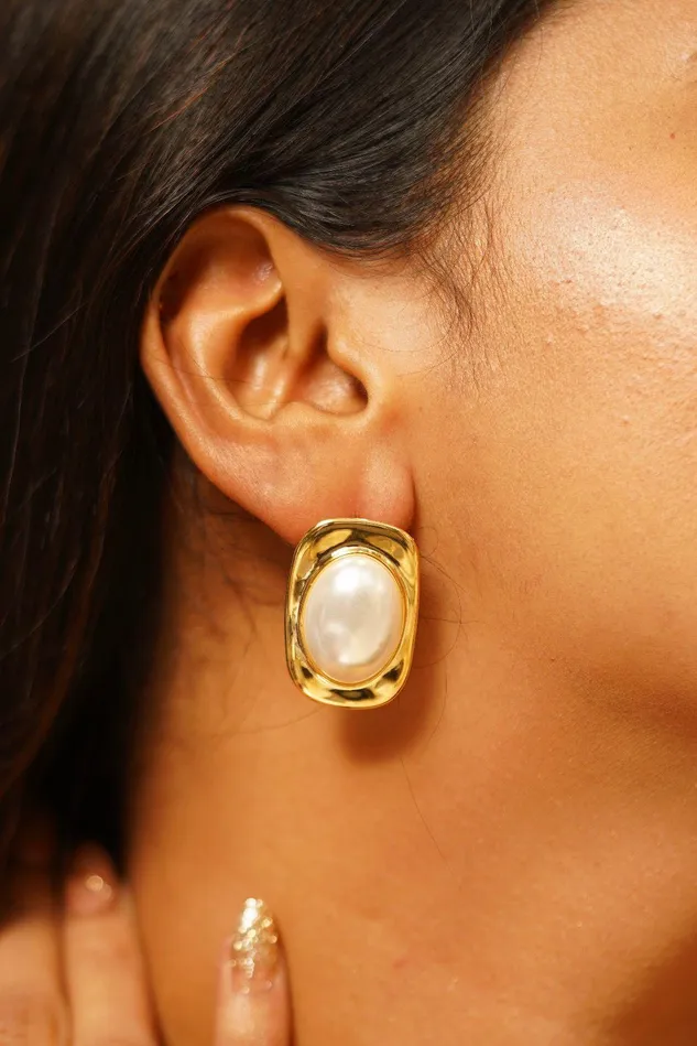 attrangi Earrings Lottie Elegant Party Wear Stud