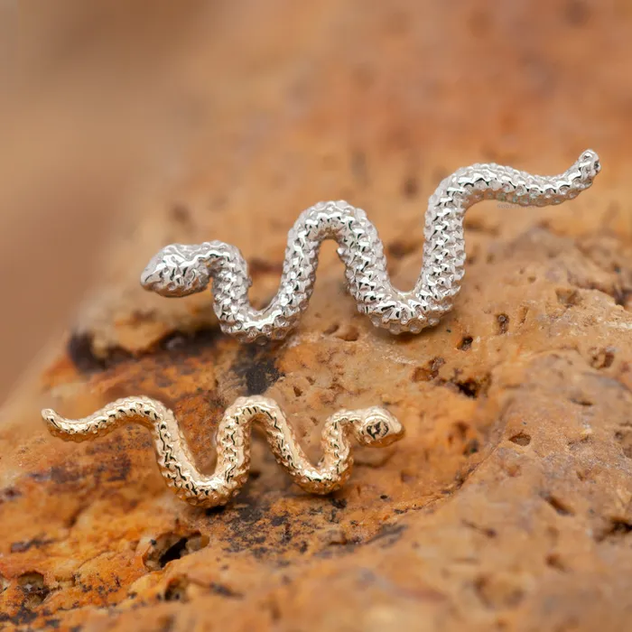 Body Vision BVLA Earrings Tiny Delicate Snake Threaded End in Gold