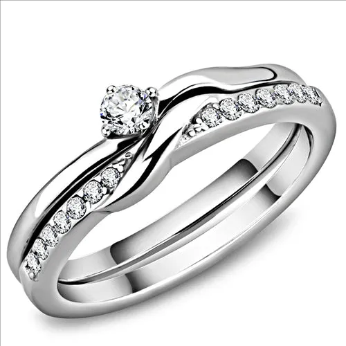 Green Rings CJE3508 Wholesale Womens Stainless Steel AAA Grade CZ Clear Intertwined Ring