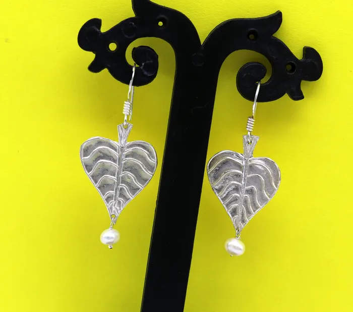925 sterling silver handmade peepal tree leaf earring with pretty hanging pearl excellent customized hoops earring summer collection ear492 TRIBAL ORNAMENTS Earrings
