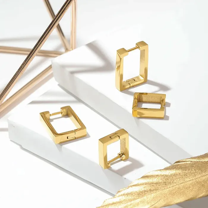 Jewelvers Earrings 18K GoldFilled Rectangle Hoop Earrings Jewelvers Earrings 18K GoldFilled Rectangle Hoop Earrings