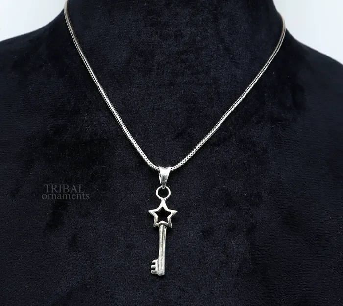 Necklaces TRIBAL ORNAMENTS 925 sterling silver vintage style handmade key and lock pendant amazing fancy stylish attractive pendant for boys and girls ssp1422 Necklaces TRIBAL ORNAMENTS 925 sterling silver vintage style handmade key and lock pendant amazing fancy stylish attractive pendant for boys and girls ssp1422