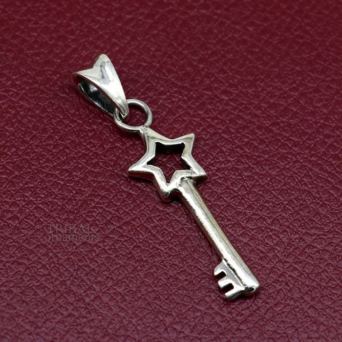 Necklaces TRIBAL ORNAMENTS 925 sterling silver vintage style handmade key and lock pendant amazing fancy stylish attractive pendant for boys and girls ssp1422
