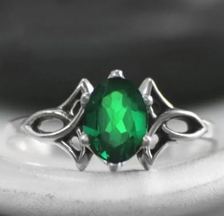 polly Rings R11 Silver Green Gemstone Ring