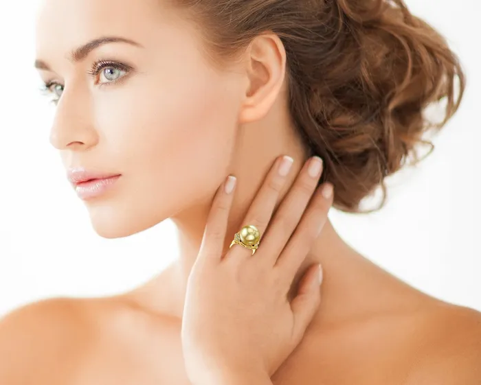 spt Rings Golden South Sea Pearl Diamond Papillon Ring