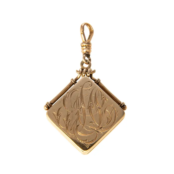 Croghans PreStyled Sets Victorian Engraved 10K Gold Locket Fob Pendant