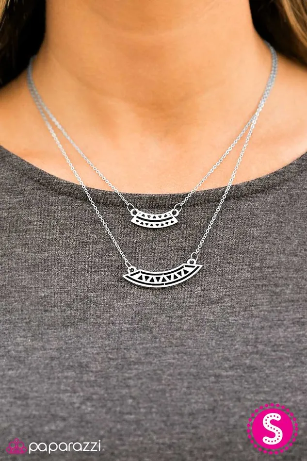Necklaces Paparazzi Jewelry Paparazzi Necklace Desert Trove Silver