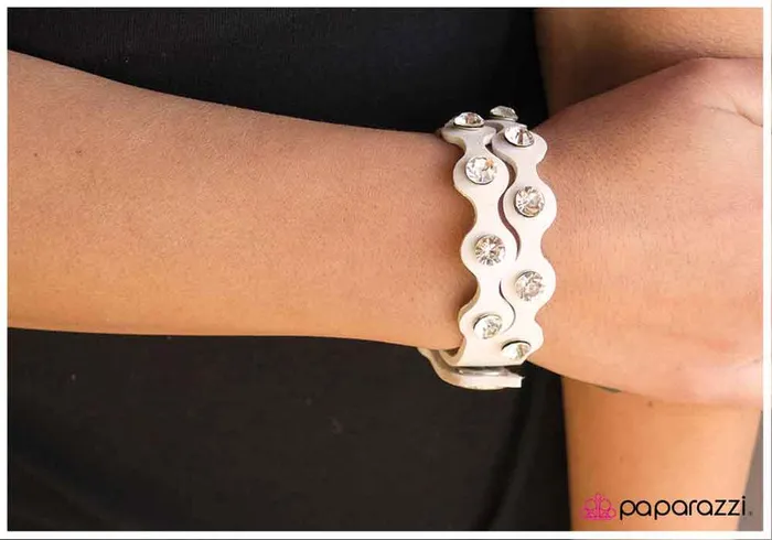 Paparazzi Bracelet A Touch of Glam White Paparazzi Jewelry Bracelets
