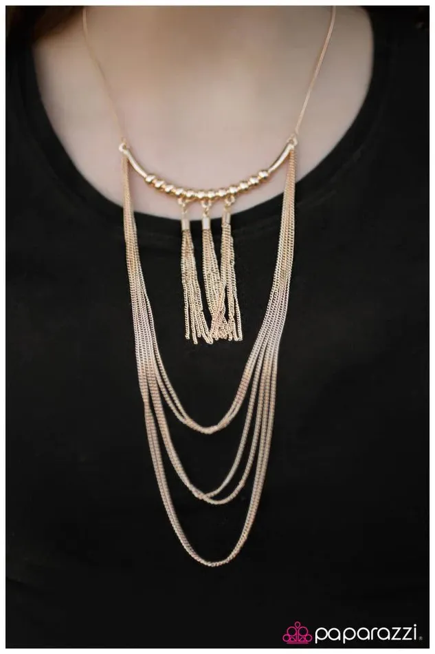 Paparazzi Jewelry Necklaces Paparazzi Necklace The Elitist Gold