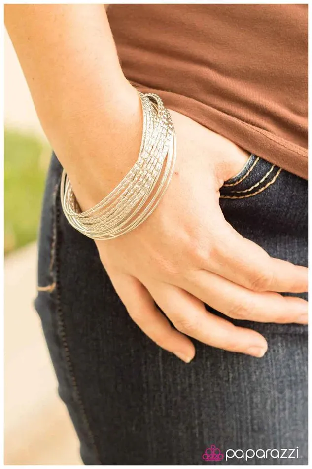 Paparazzi Jewelry Paparazzi Bracelet Are You Dizzy Yet Silver Bracelets