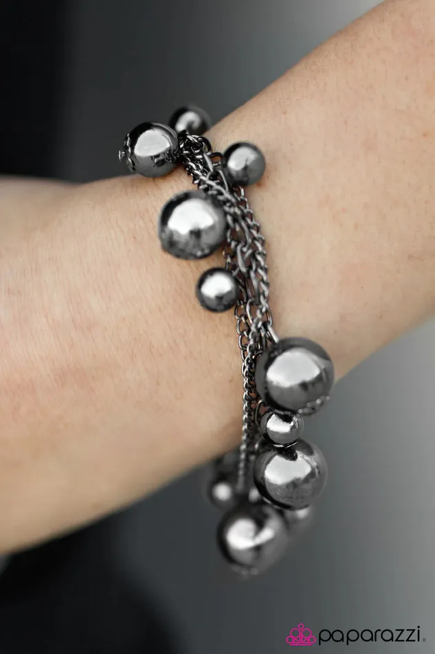 Paparazzi Jewelry Paparazzi Bracelet Get On Your Feet Black Bracelets