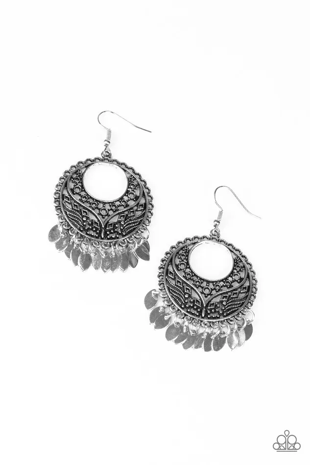 Paparazzi Jewelry Paparazzi Earring Far Off Horizons Silver Earrings