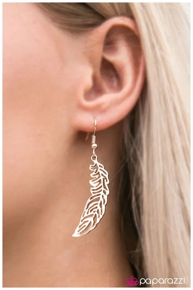 Paparazzi Jewelry Paparazzi Earring I Wish I Could Fly Gold Earrings