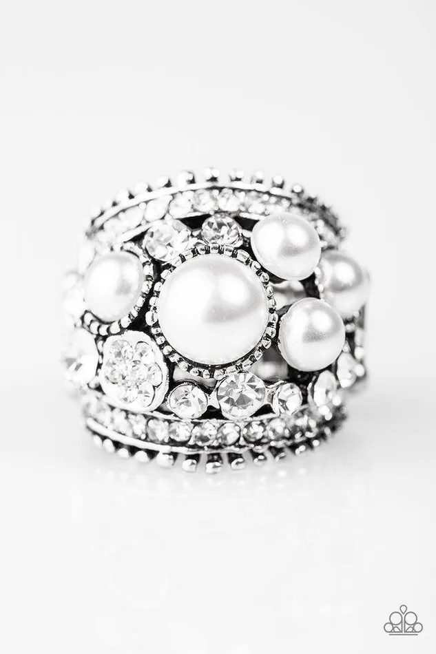 Paparazzi Jewelry Paparazzi Ring Money On My Mind White Rings