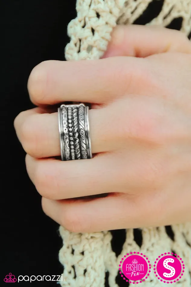 Paparazzi Jewelry Rings Paparazzi Ring Whats Yours Is MAYAN Silver