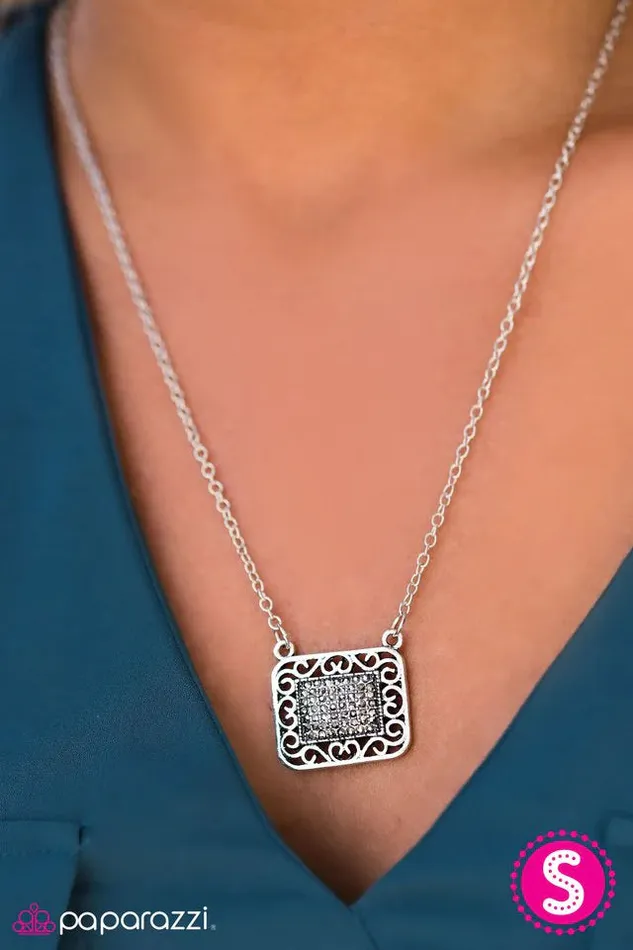 Paparazzi Necklace Picture Stories Silver Paparazzi Jewelry Necklaces