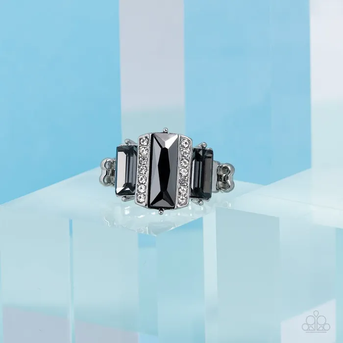 Rings Paparazzi Jewelry Paparazzi Ring A GLITZY Verdict Silver