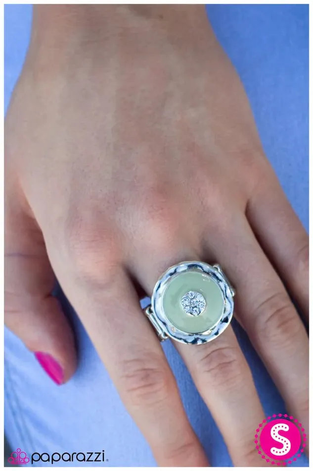 Rings Paparazzi Jewelry Paparazzi Ring Fancy Fandango Green