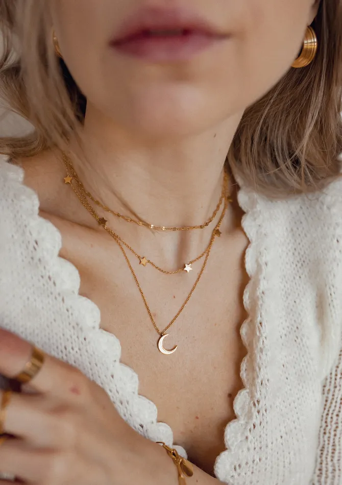 Delicate Choker Gold Hey Happiness PreStyled Sets Delicate Choker Gold Hey Happiness PreStyled Sets