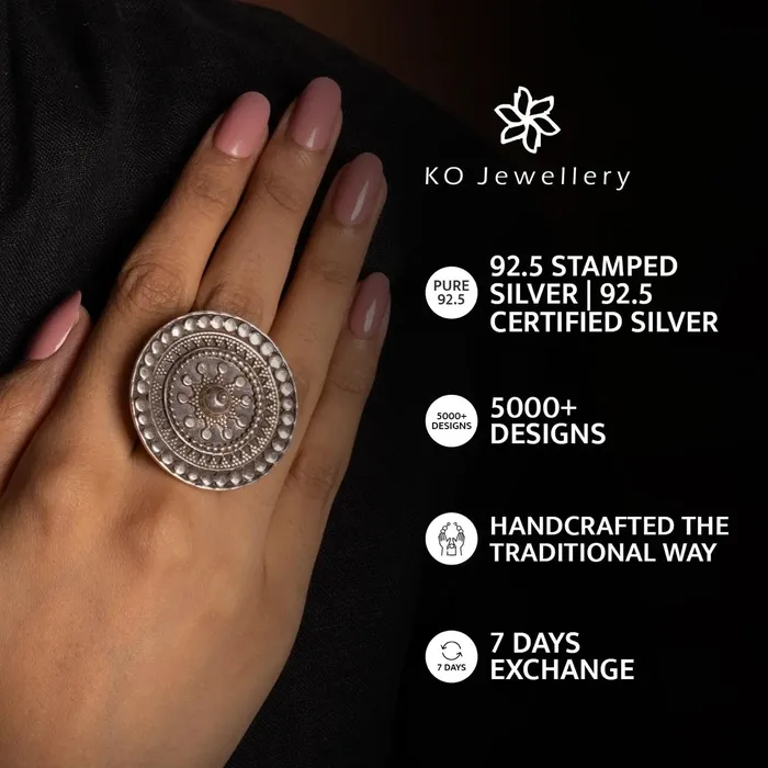 Silversmith The Dyuti Silver Paisley Necklace Necklaces