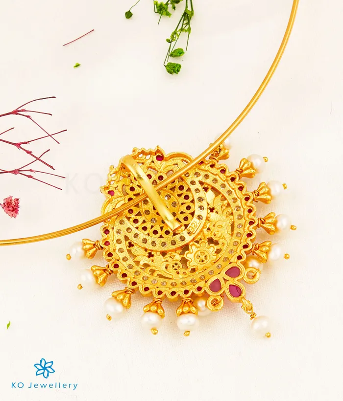 The Nachiket Silver Kemp Pendant Thin Chain Silversmith Necklaces