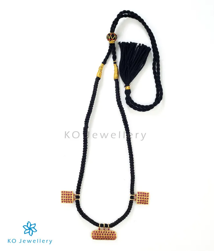 The Vidhi Silver Antique Thread Necklace Silversmith Necklaces