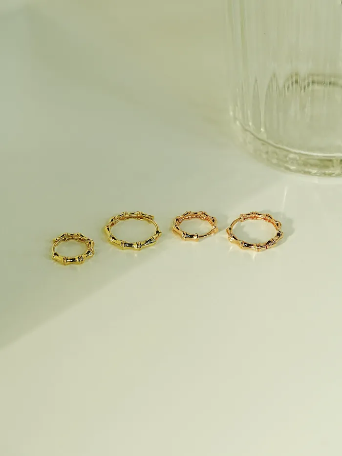 14K Gold Round Wave Hoop Earring MinimalBijoux Earrings