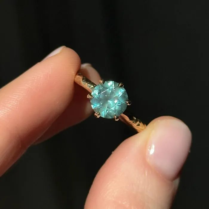 215ct Round Teal Nigerian Sapphire Six Prong Evergreen Solitaire in 18k Yellow Gold Anueva Jewelry PreStyled Sets
