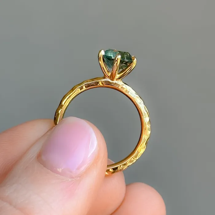 215ct Round Teal Nigerian Sapphire Six Prong Evergreen Solitaire in 18k Yellow Gold Anueva Jewelry PreStyled Sets