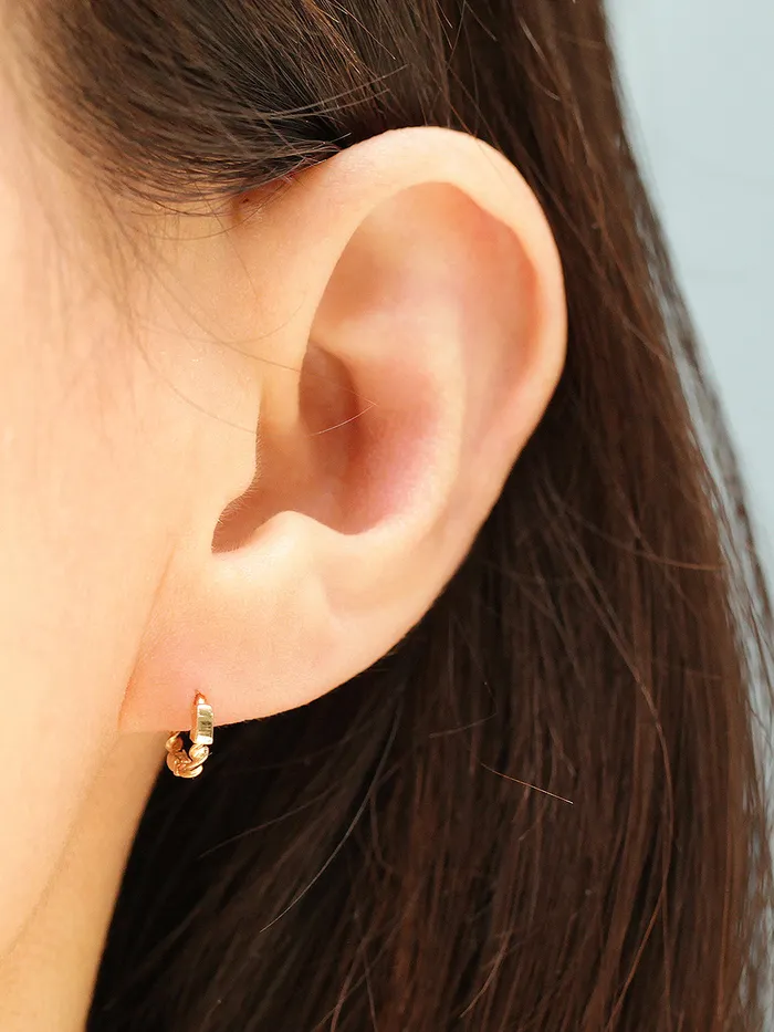 Earrings 14K Gold Twist Conch Hoop Earring MinimalBijoux