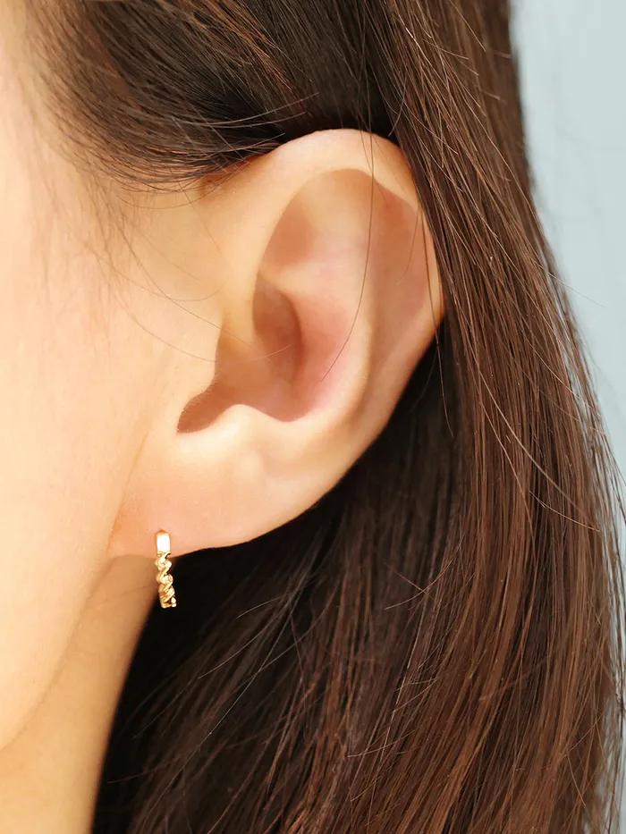 Earrings 14K Gold Twist Conch Hoop Earring MinimalBijoux