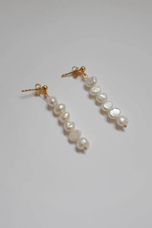 Earrings collectionno2 0032LONG PEARL EARRINGS