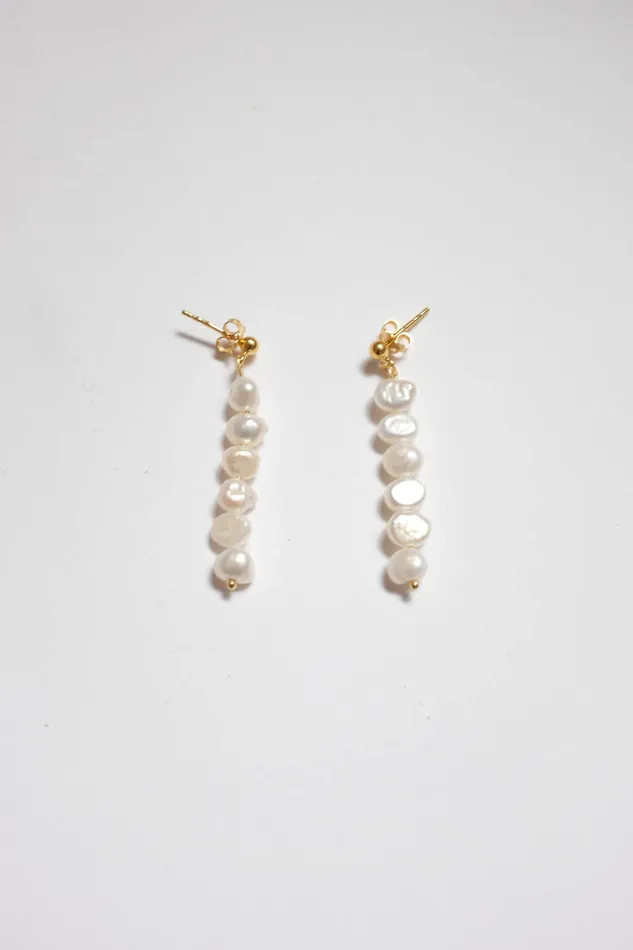 Earrings collectionno2 0032LONG PEARL EARRINGS