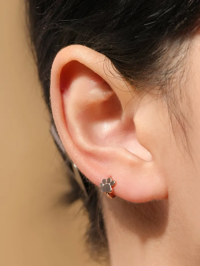Earrings MinimalBijoux 14K 18K Jelly Paw Cartilage Hoop Earring
