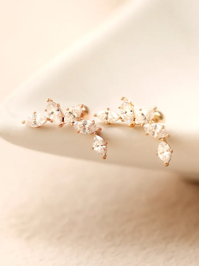 Earrings MinimalBijoux 14K Gold Boat curved Cubic Cartilage Earring 20G18G16G