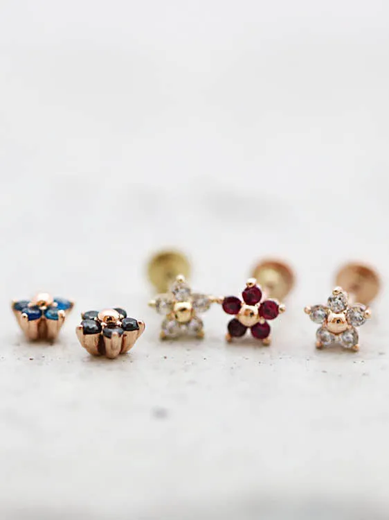 Earrings MinimalBijoux 14K Gold Flower Labret Piercing 18G16G