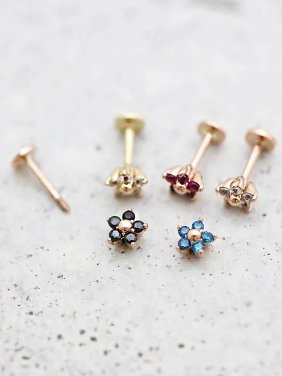 Earrings MinimalBijoux 14K Gold Flower Labret Piercing 18G16G