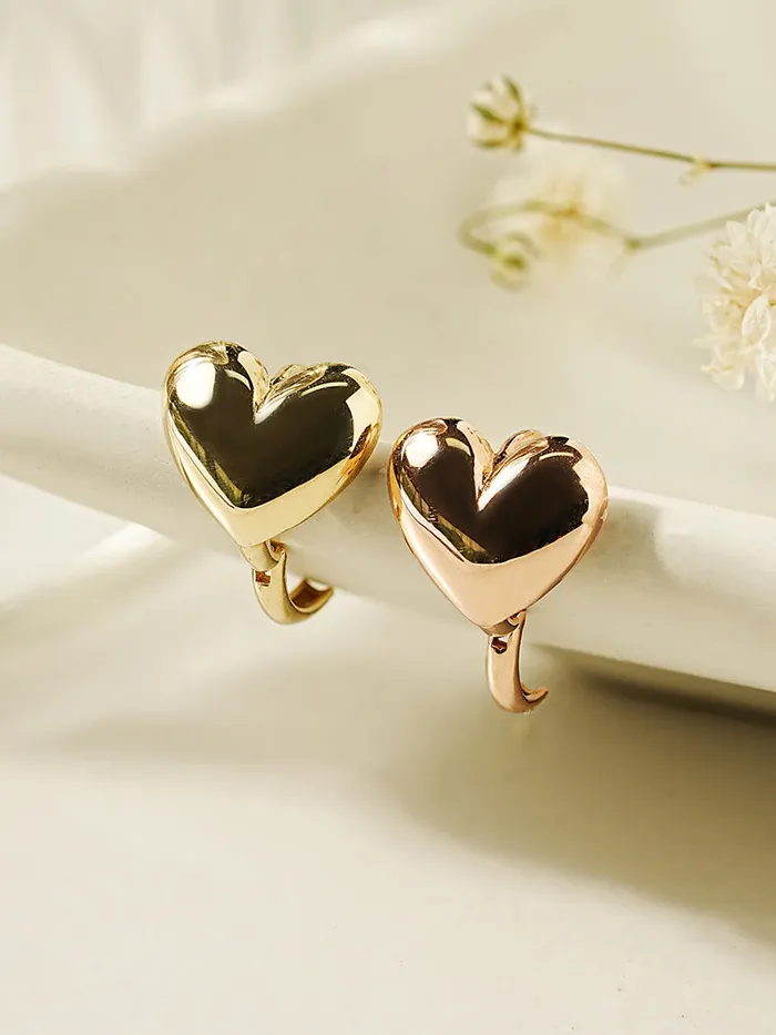 Earrings MinimalBijoux 14K Gold Lovely Voluminious Heart Cartilage Hoop Earring