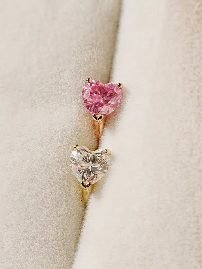 Earrings MinimalBijoux 14K Gold Moissanite Glory Heart Hoop Earring