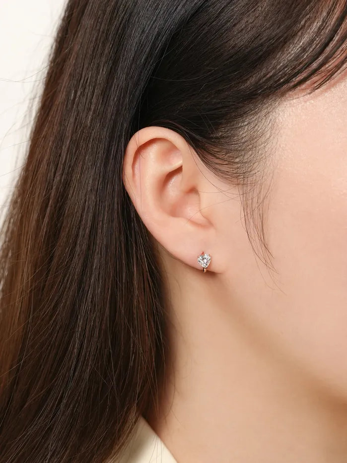 Earrings MinimalBijoux 14K Gold Moissanite Glory Heart Hoop Earring