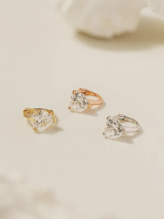 Earrings MinimalBijoux 14K Gold Moissanite Glory Heart Hoop Earring