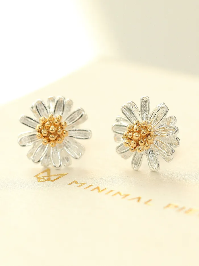 Earrings MinimalBijoux 925 Silver Daisy Stud Earring