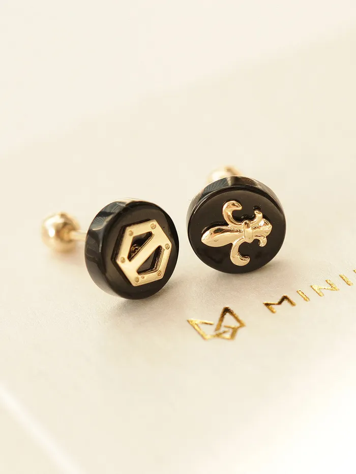 MinimalBijoux Earrings 14K Gold Black and Gold Cartilage Earring 20G