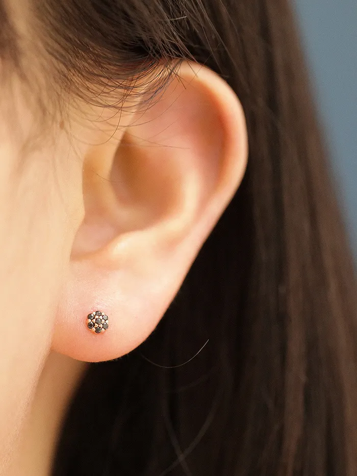 MinimalBijoux Earrings 14K Gold Mini Colorful Flower Cartilage Earring 20G