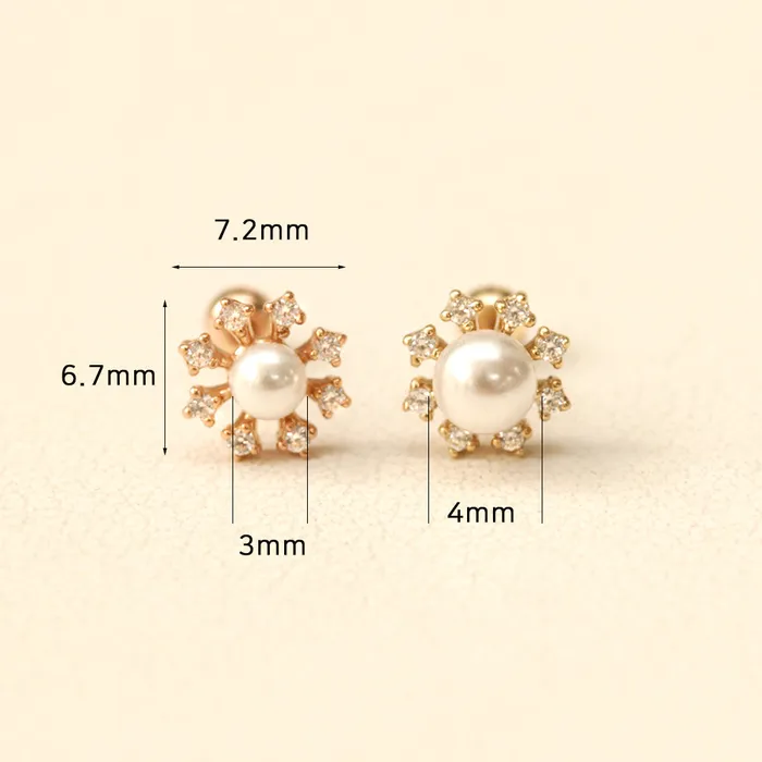 MinimalBijoux Earrings 14K Gold Pearl Flower Cubic Cartilage Earring 20G18G16G