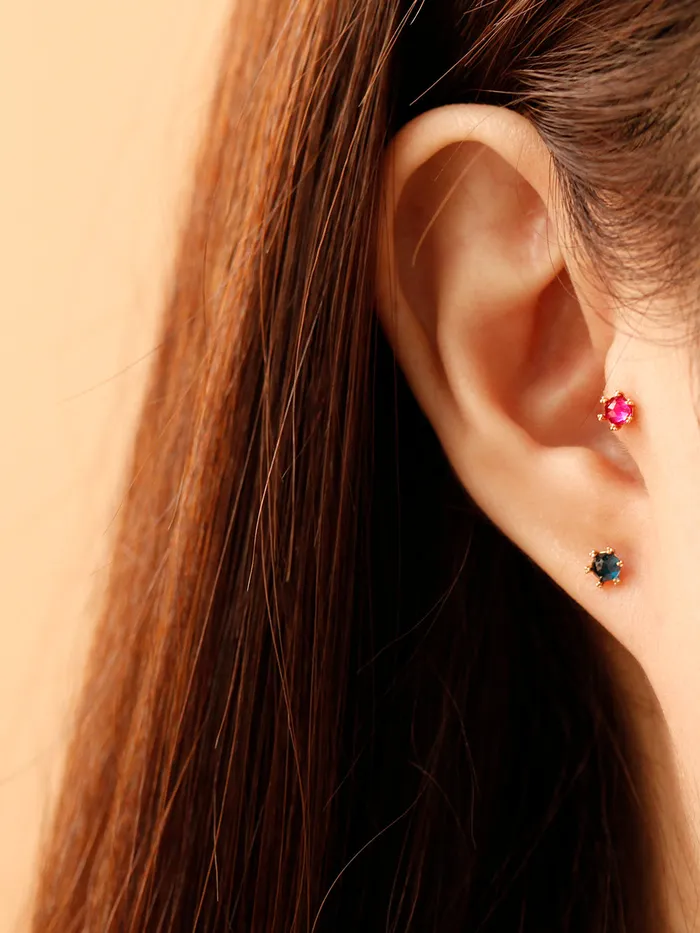 MinimalBijoux Earrings 14K Gold Triangle Ball prong Rosecut Internally Threaded Labret Piercing 18G16G