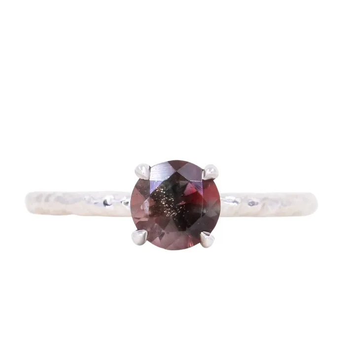 Naveet Rings 090ct Round Oregon Sunstone Solitaire Ring in Sterling Silver with Evergreen Texture Naveet Rings 090ct Round Oregon Sunstone Solitaire Ring in Sterling Silver with Evergreen Texture