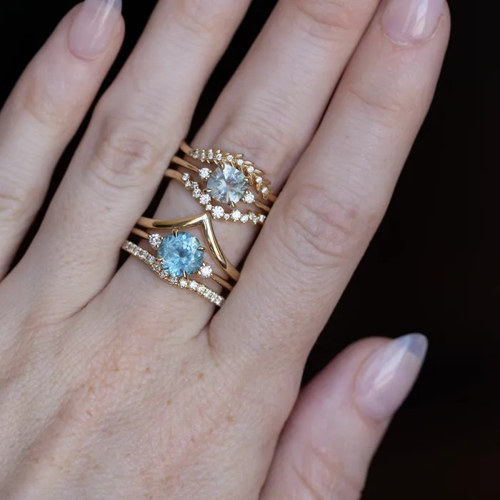 potentate Rings 201ct Round Untreated Montana Sapphire and Diamond Dainty Three Stone Ring in 14k Yellow Gold