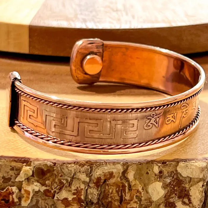 Bracelets Powerful Copper Bracelet Handmade Cuff Wristband Magic Crystals
